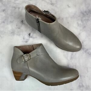 Dansko Darbie Taupe Leather Ankle Boots Comfort Buckle Booties Sz 40